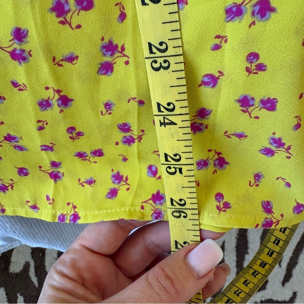Pleione Yellow‎ Ditsy Floral Flutter Sleeve Blouse Boho Bloomcore Whimsical XL - Picture 8 of 8